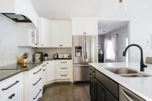 White Painted, shaker style Kitchen and Stained Island